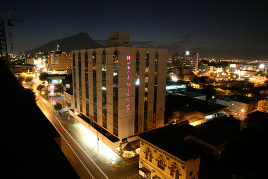 Mision Monterrey Centro Historico Ξενοδοχείο Εξωτερικό φωτογραφία